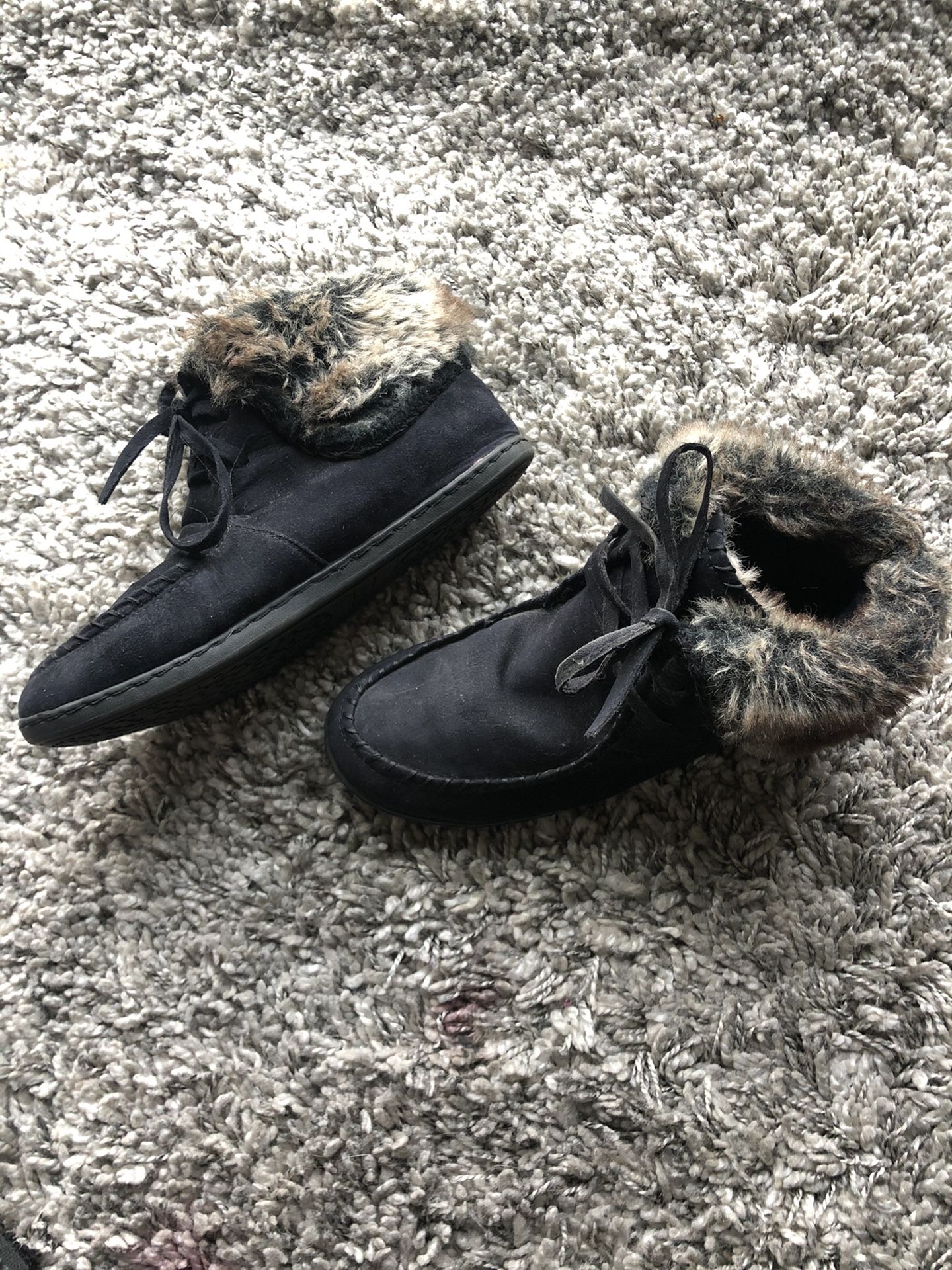 Faux fur boots