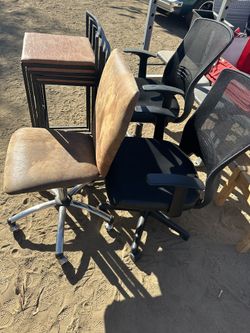 Office Chairs 