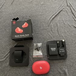Beats Studio Buds
