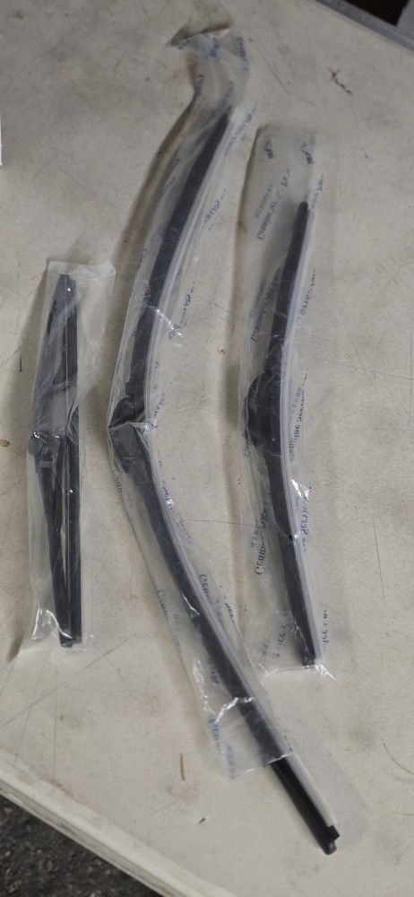 Lexus UX 250h Wiper Blade Set