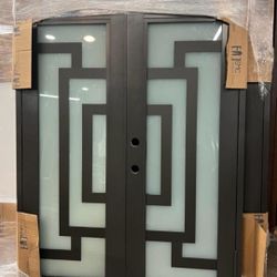 New Impact windows and Doors/Nuevas puertas y Ventanas de impactos