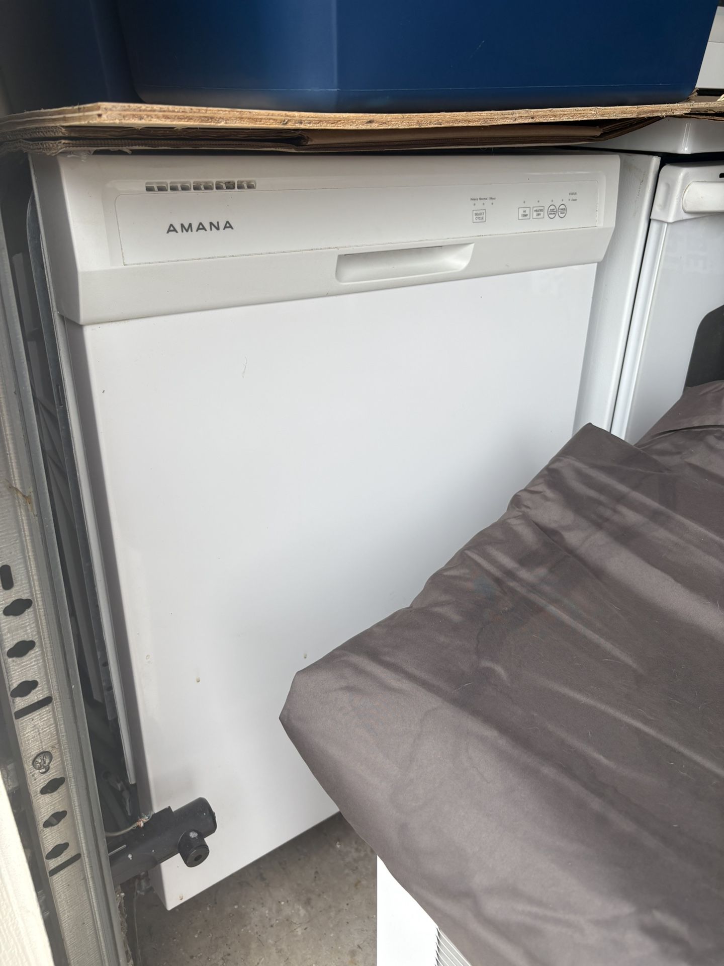 Amana Dishwasher