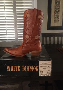 White diamond cowboy boots 9.5 women
