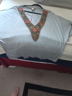 Vintage Victoria Secret Ludi grey dollman sleeves oversized. Hand beading on collar shirt