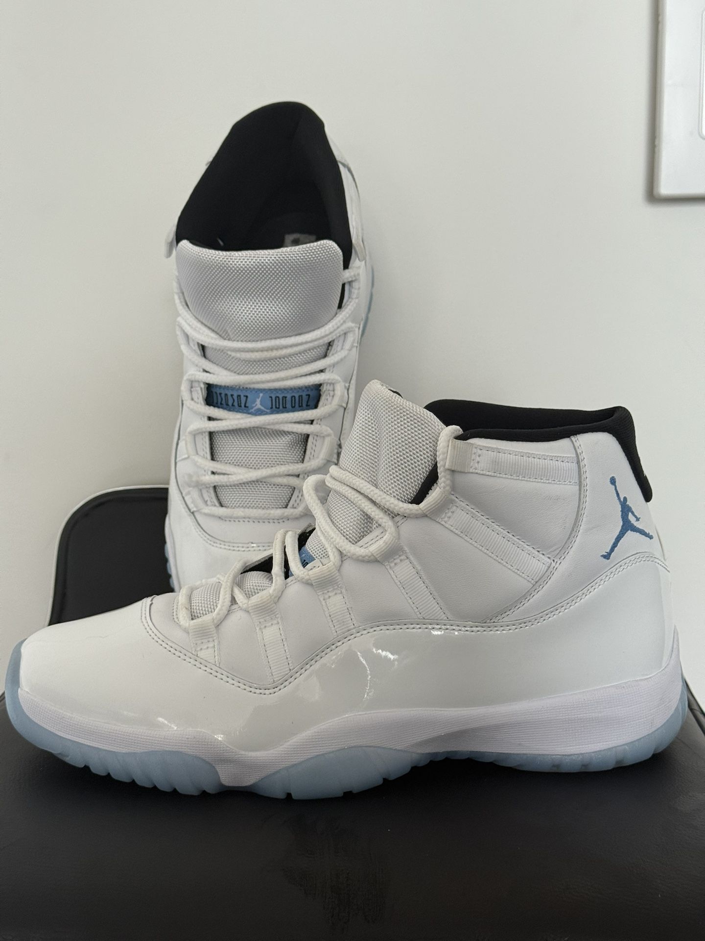 Air Jordan 11s Retro Legend