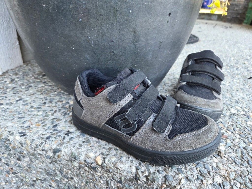 5 Ten Freerider - Youth MTB Shoes - Size 3