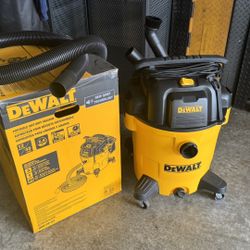 DeWALT 12 Gallon / 45 Liter Portable Wet/Dry Vacuum - Open Box, Never Used