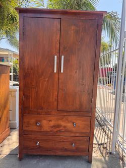 Wooden closet with hanging rod and drawers, 100% real wood. Closet de madera