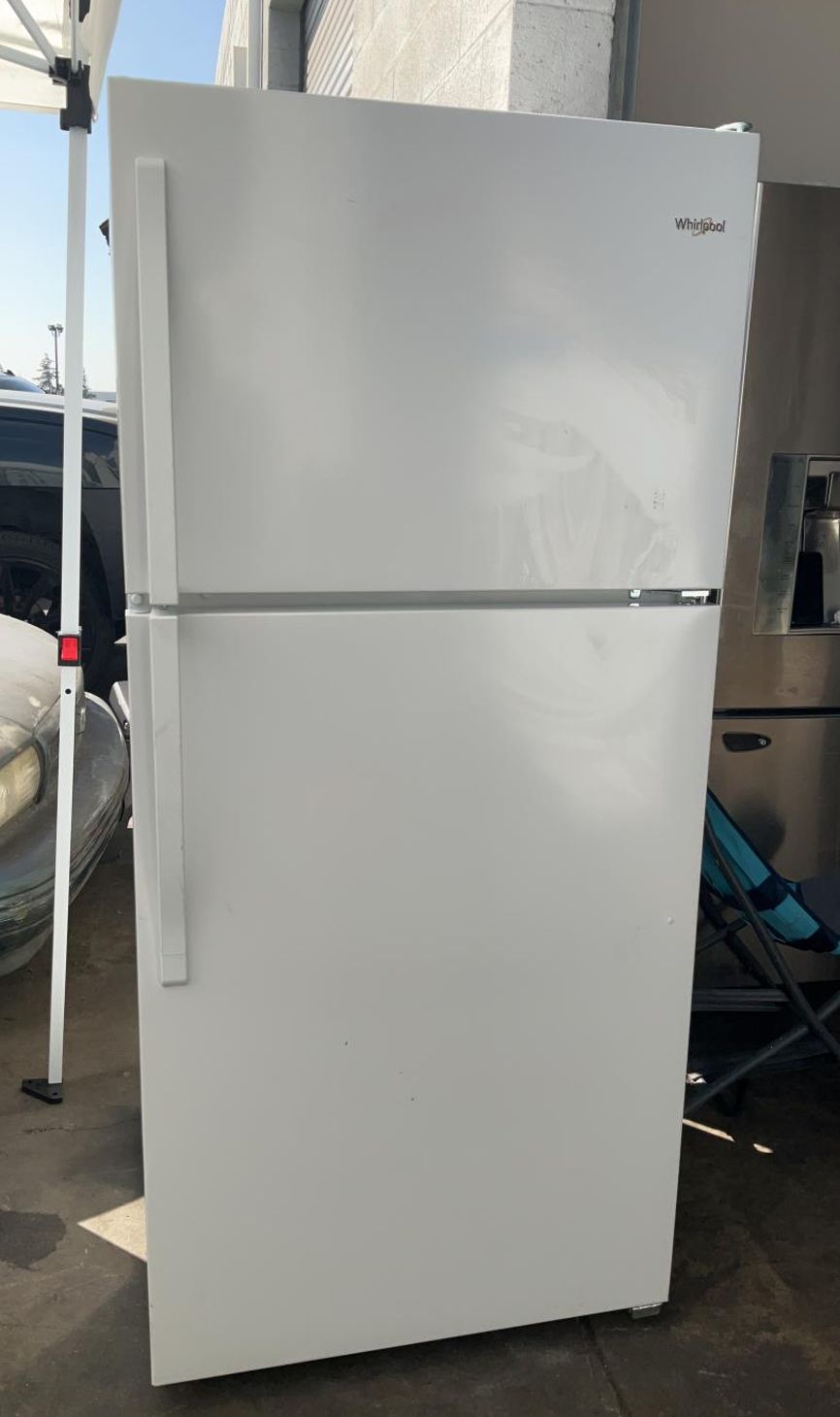 Whirlpool Top Mount  White Refrigerator Fridge
