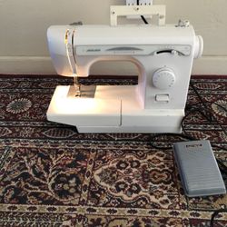 Firm Price Jagwar Sewing Machine Model #413 