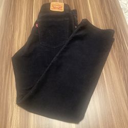Levi’s Jean Size 27                                        L