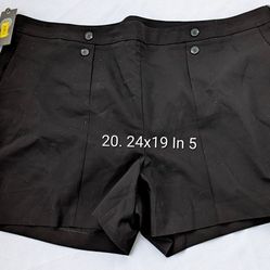 New Tags Womens Vince Camuto 20 Black Sailor Shorts, 2 Front Very Deep Pockets 46x18, Inseam 5. Retail $69.00. East Or West