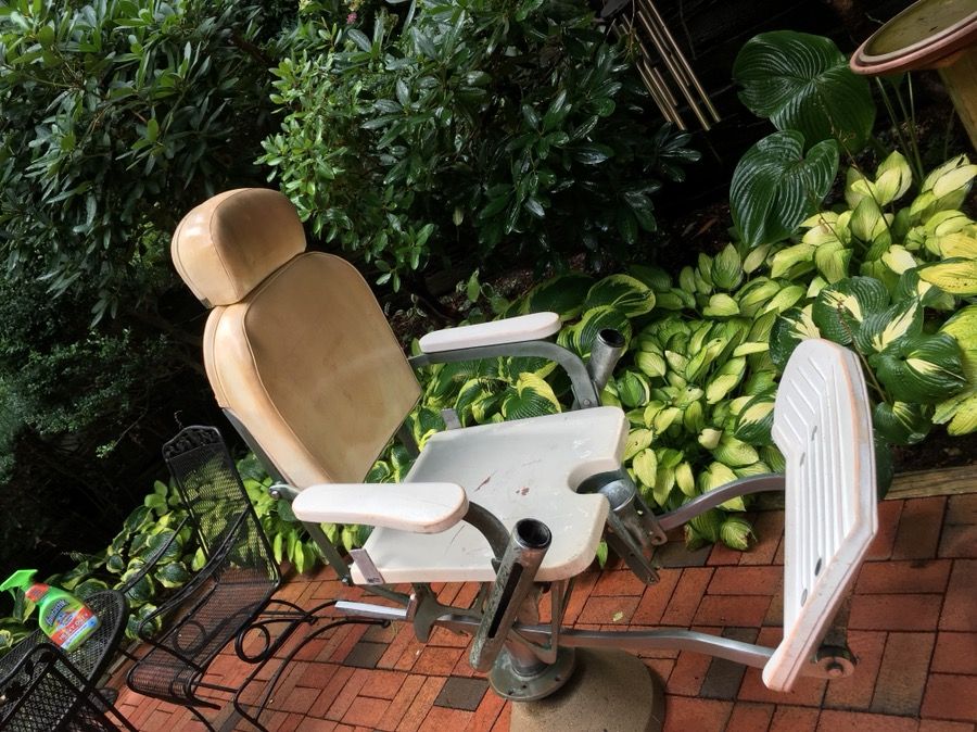 Fighting chair