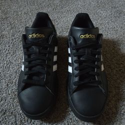 black adidas grand court 2.0 shoes