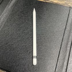 Apple Pen 1st Gen $40