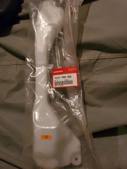 Honda 19101-PNB-000

Tank Reservoir  Crv 