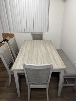 Dining Table Set 