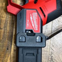 🚨Milwaukee Fuel M18 Pruning Saw 🚨