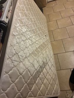 Twin mattress