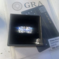 4 carat 10mm Moissanite earrings (Passes Diamond tester )