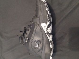 Under Armour unisex $40 O.B.O
