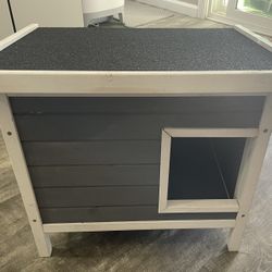 $40-Small Dog House (Never Used)