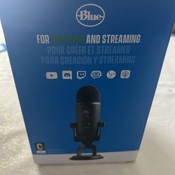 Blue Yeti Premium Multi-Pattern USB Microphone