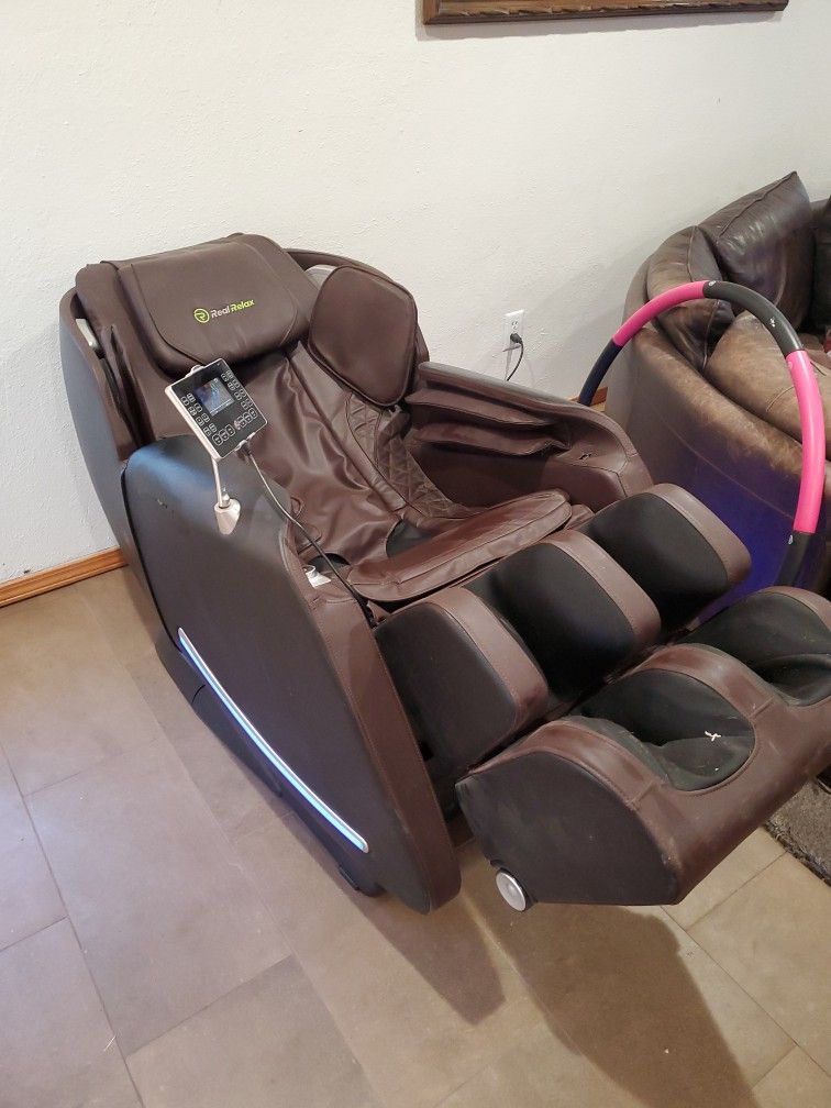 Real Relax Massage Chair