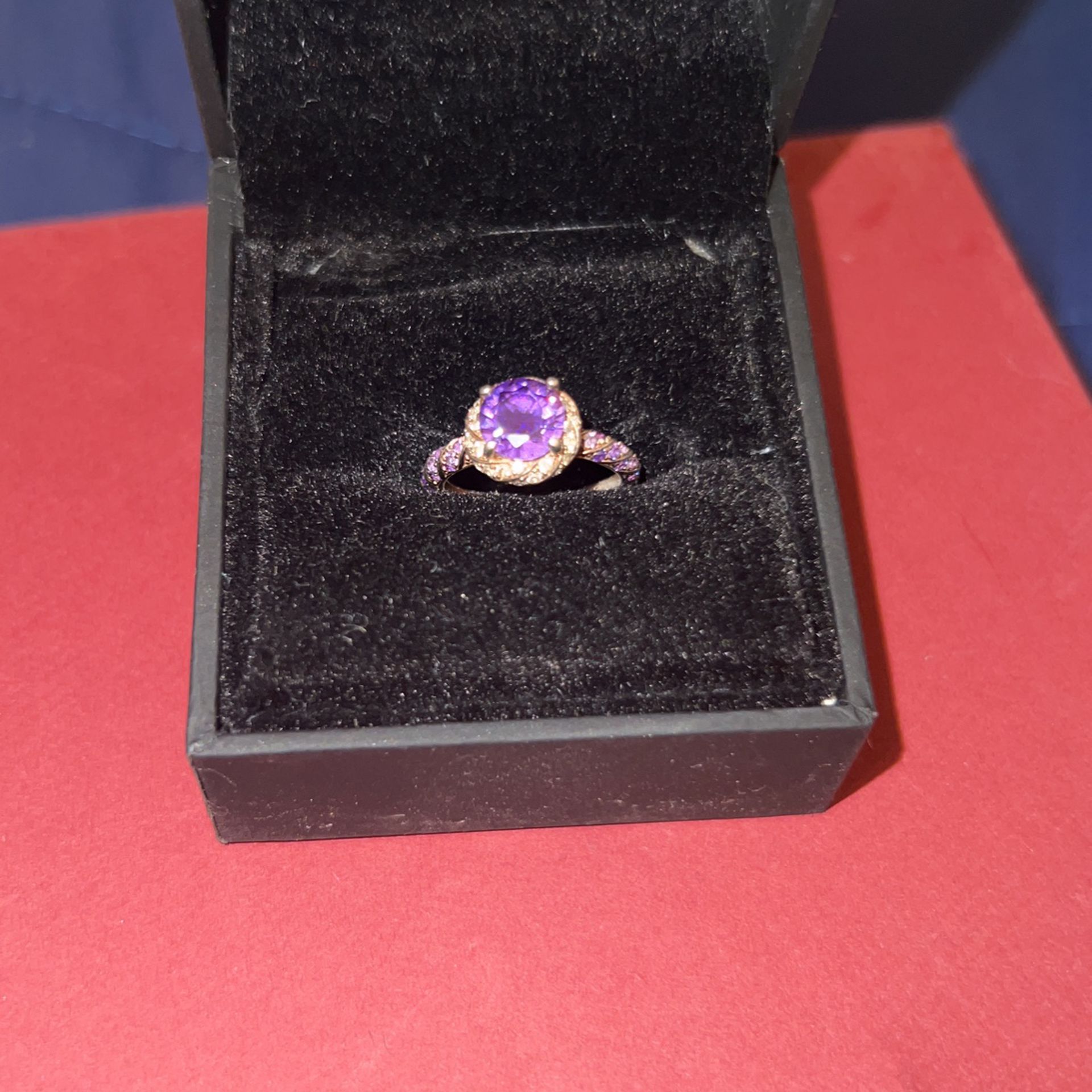 Jeulia Engagement Ring Rose Gold and Purple floral Halocut Ring