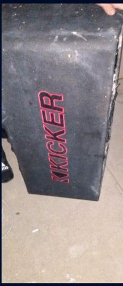 Kicker L7 12" Sub Box