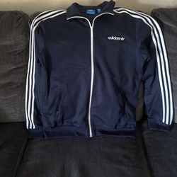 Guys Adidas Sweater Size M $30 