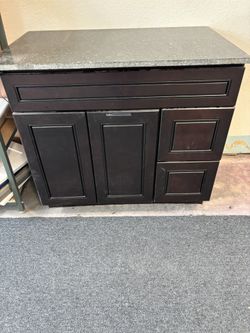 Bathroom Vanity And Granite Counter Combo $200!!