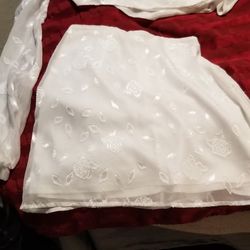 White Skirt And Too Set (Lucky In The Sky)