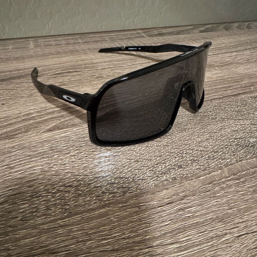 Oakley Sure