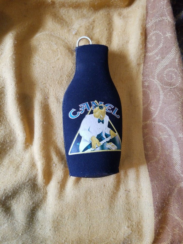 Camel Bottle Zipper Vintage Collectible
