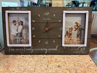FamiLavida Dual Photo Frame Clock