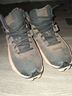Baseball cleats