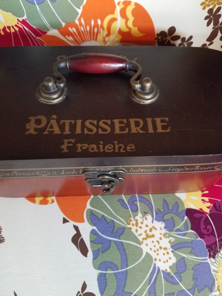Beautiful French Wooden Storage Box ONLY $8!!!!