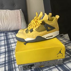 Lightning 4s Sz 11 