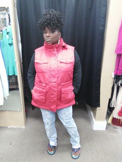 Lots of fall apparel ,small-6x designer clothes