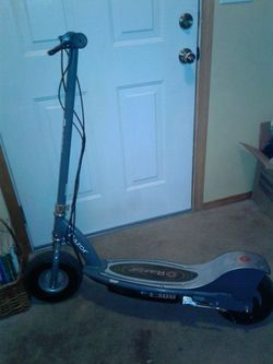 Razor E-300 with aftermarket batteries