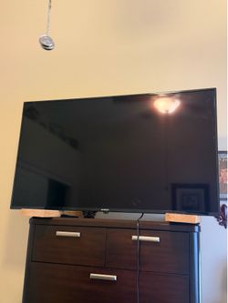54” Skyworth TV
