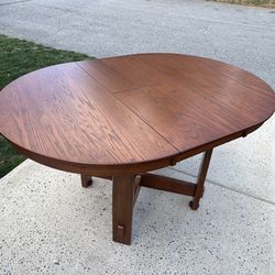 Berkline Oak Counter Height Table w/ Hideway Leaf - New in Box - Marietta, Pa Pick Up