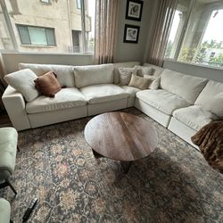 BRAND NEW West Elm Stowe Solid Wood Round Coffee Table 36”