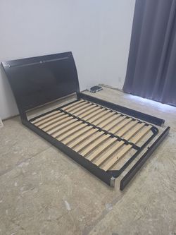 Bed full zise