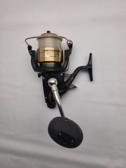 Shimano Baitrunner 8000D Spinning Reel