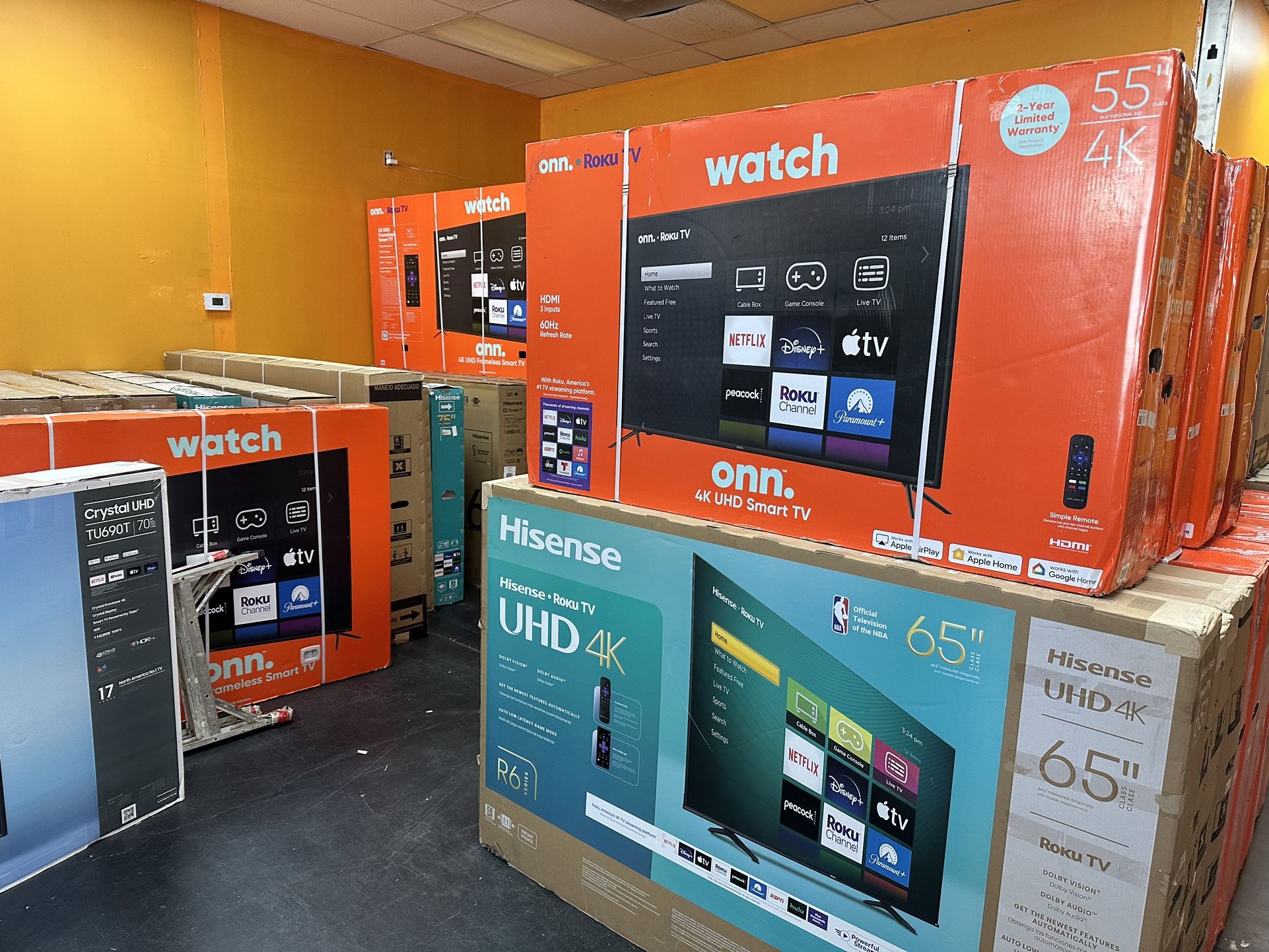 65”Hisense Roku Smart Tv