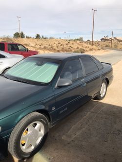 I AM LOOKING for a 1995 Ford Taurus for parts
