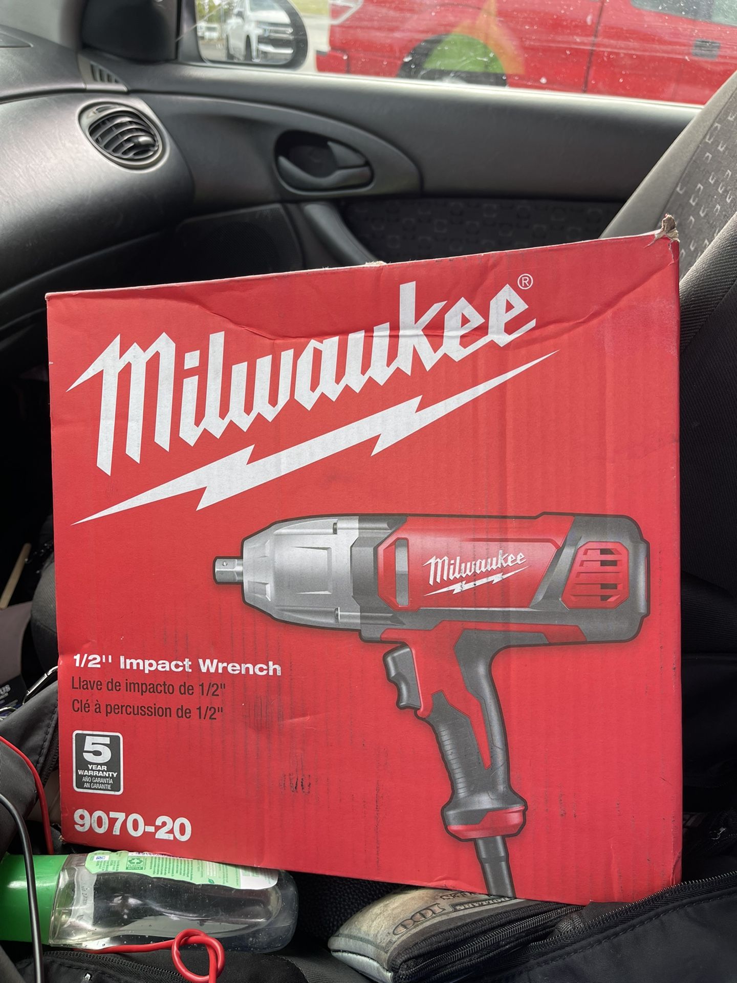 Milwaukee Impact Wrench 1/2 Inch 