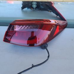 2018 - 2022 INFINITI Q50 Q-50 RIGHT
TAILAMP TAIL LAMP PASSENGER SIDE LED
GENUINE USED OEM. B1